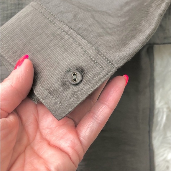 JOIE Lidelle Button Up Sheen Blouse in Moss NWT Size XS - Picture 8 of 13